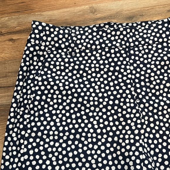 SPANX WOMENS SUNSHINE 6in SHORT NAVY PAINTED DOT POLL ON Sz SMALL NEW - Picture 3 of 10